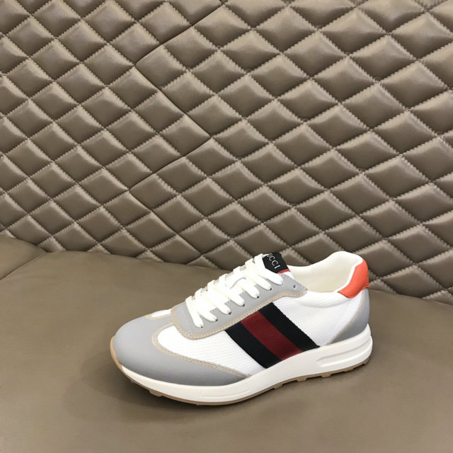 men gucci shoes-398